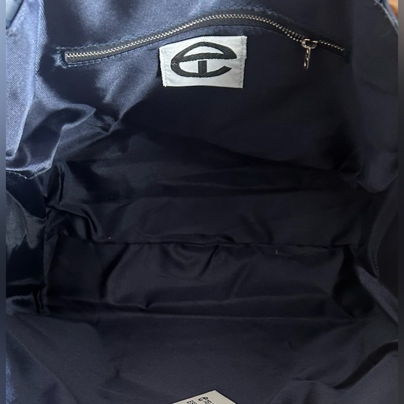 NWT Navy Blue Telfar Medium bag with dust bag - Picture 9 of 11